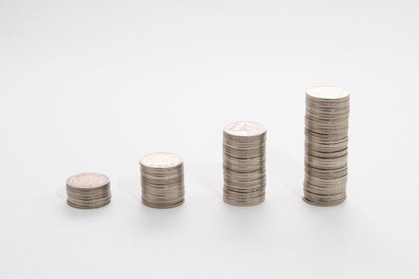 ‘금융혁신 역풍 온다?’…경제학자들 “원화 스테이블코인 도입, 신중한 접근 필요” / 사진=연합뉴스