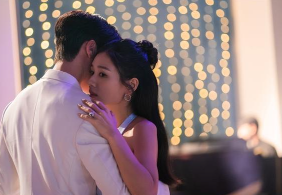 ‘첫회부터 터졌다’…장기용·안은진, “짜릿한 키스신으로 도파민 폭발” / 사진=SBS