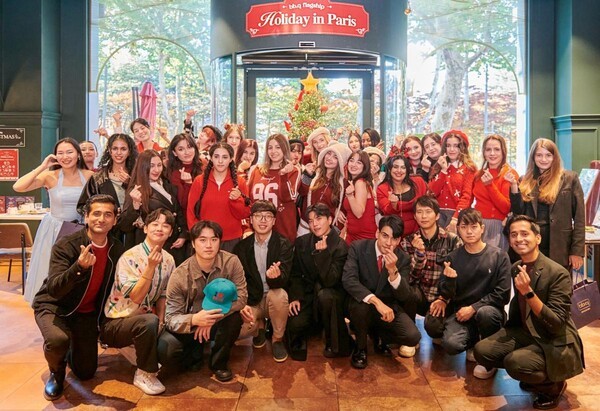 ‘파리의 크리스마스 감성’…BBQ, 송리단길서 특별한 연말 ‘홀리데이 인 파리’ 개최 / 사진=제너시스BBQ