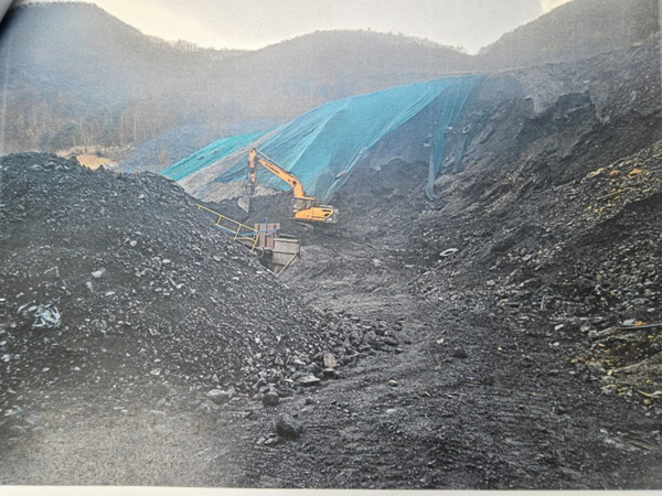 대한석탄공사 태백 저탄장에 '돌덩이 7만 톤' 충격...내부 책임자 색출 시작 / 사진=대한석탄공사