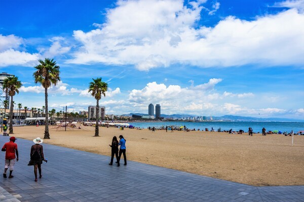 [신화가 남긴 유산] 헤라클레스가 세운 도시 '바르셀로나(Barcelona)' - 뉴스 썸네일 이미지