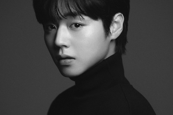 '천만 배우'로 돌아온 '윙크 소년' 박지훈의 다음 행보 - 뉴스 썸네일 이미지