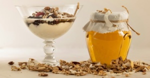 요거트에 꿀을 섞으면 유산균이 많이 살아남는다?