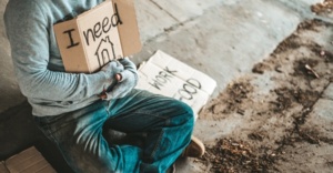 '가난한 진상'은 어떻게 만들어질까?