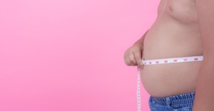 나이가 들면서 뱃살이 나오는 이유