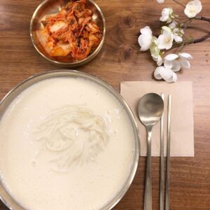 시원한 여름의 별미, 서울 콩국수 신흥강자 5