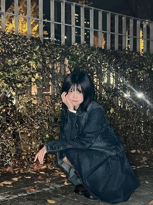 송하영, 중단발과 데님으로 센스있는 가을코디... 시크한 무드 물씬