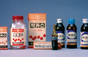 버티기 위한 조합… 에너지 음료 ‘섞어 마시기’가 보여주는 청년 피로사회